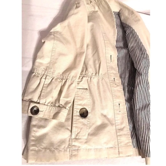 Ann Taylor Button Up Crop Jacket Beige SP Petite - Picture 5 of 7